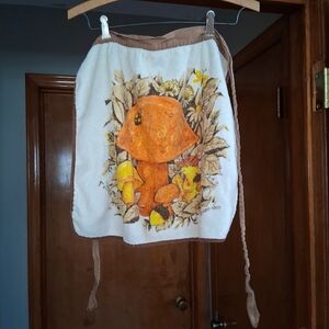 Retro Mushroom Print Apron